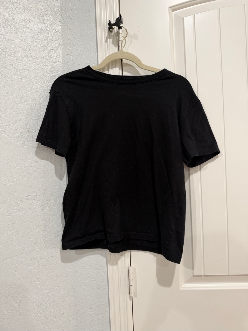 H&M Black Short Sleeve Crew Neck Tee